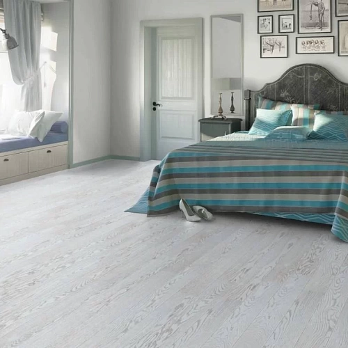 ДУБ СНЕЖНЫЙ БРАШ ПАРКЕТНАЯ ДОСКА TARKETT RUMBA